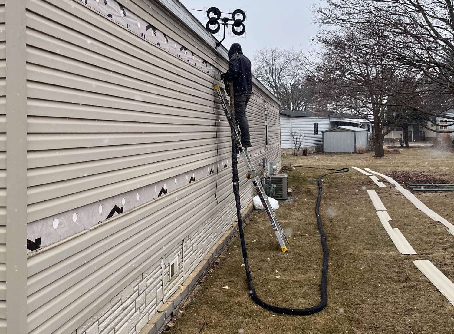 Injection Spray Foam Insulation